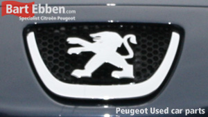 Peugeot used car parts with a warranty in stock