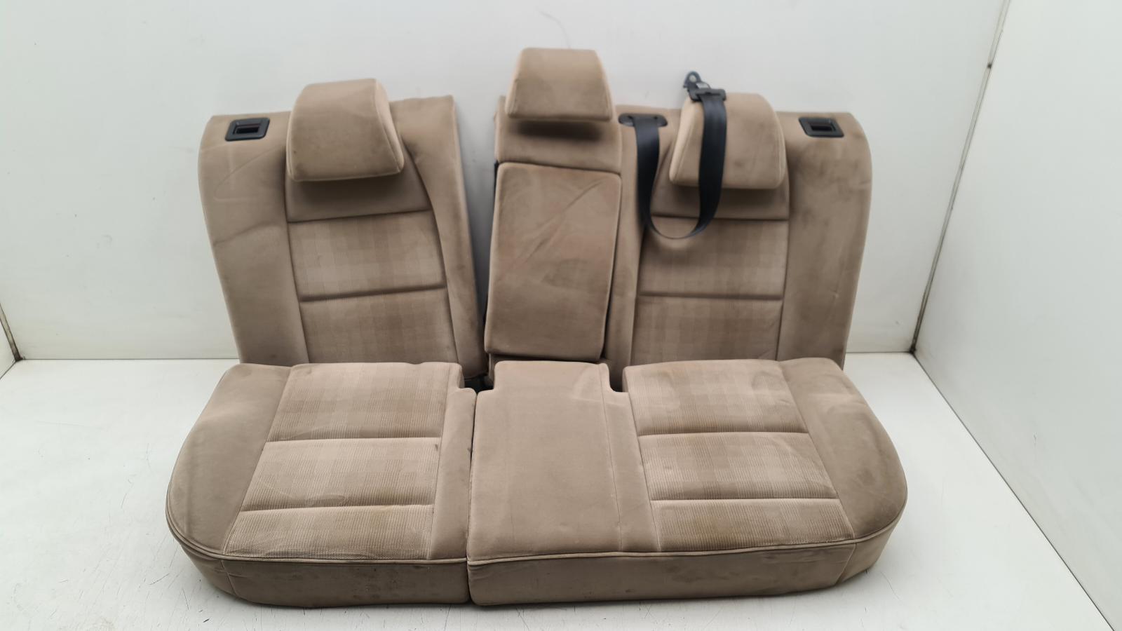 BEIGE VELOURS LIDURGA EN MISTECO NP FC FRAME 885206 885208 885255 NFP 885214 8880L1 NFP 8880L4 NFP 8890SJ NFP 8890SN NFP MIDDENARM STEUN / SKIELUIK FDR BEIGE SAVANNE
