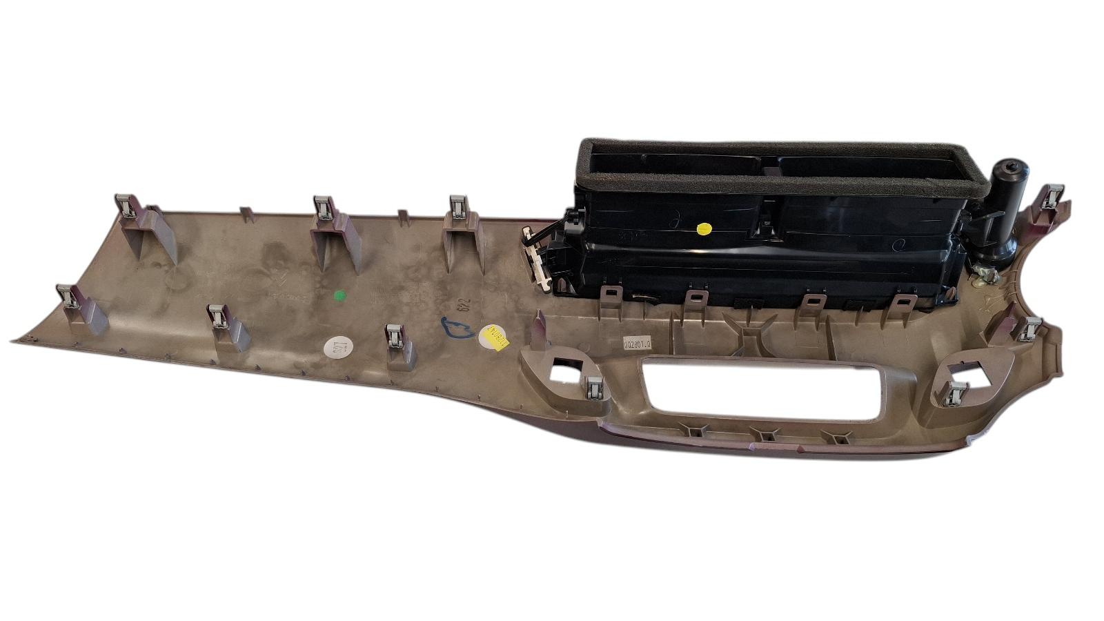 KED ROUGE CARMEN A2 PAAR KRASSEN FAURECIA 9685748677 96858191 1015381 8244R3 RP 1608579180 MET LUCHTROOSTER 8265KN MET LUCHTVERFRISSER 8244E5
