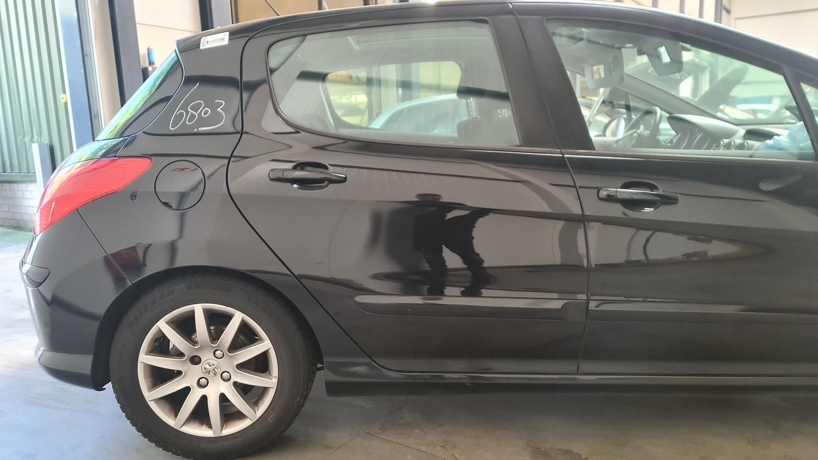 PEUGEOT 308 5DRS SEDAN