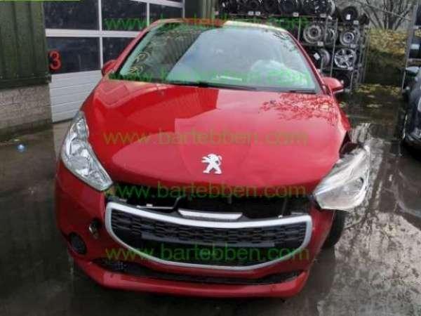 PEUGEOT 208 1.2 VTI