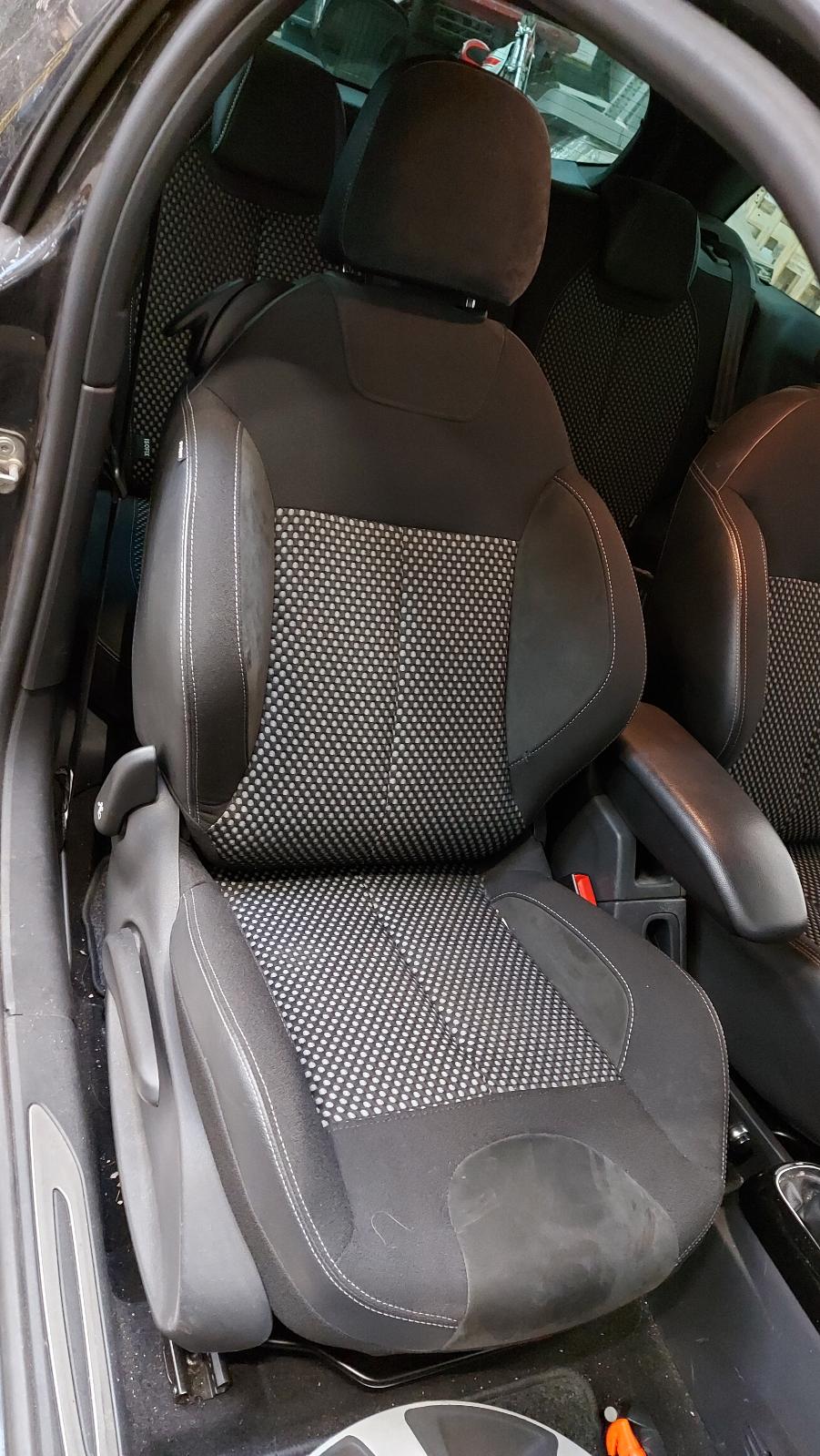 CITROEN DS3 2 DRS SEDAN