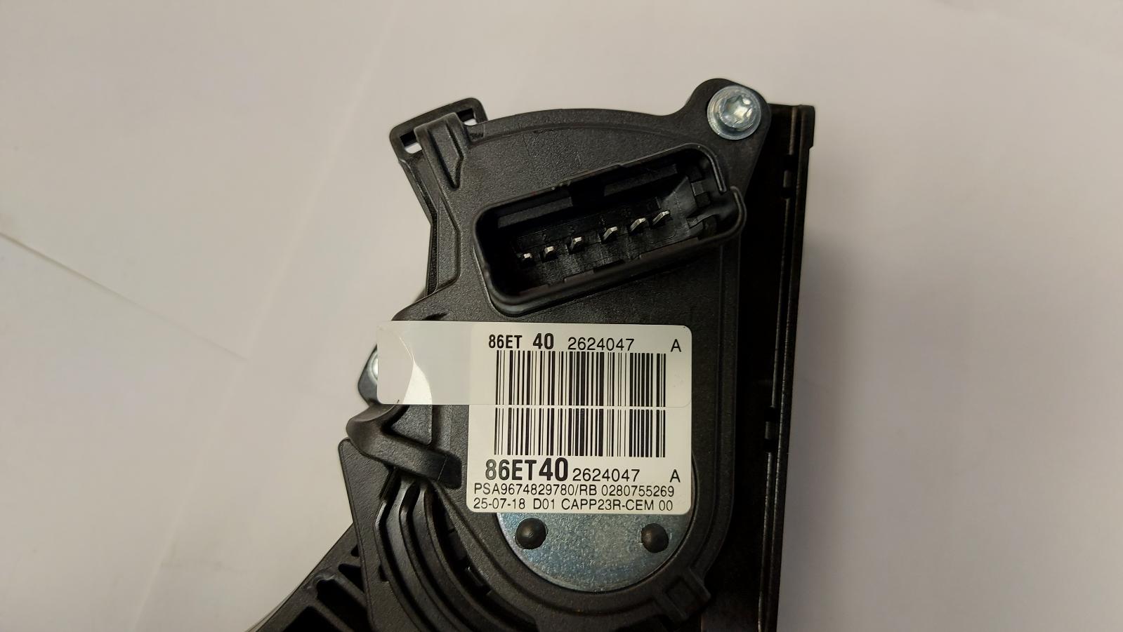 BOSCH 0280755269 86ET 40 86ET40/ ZIE 9674829780 RP 9838028180
