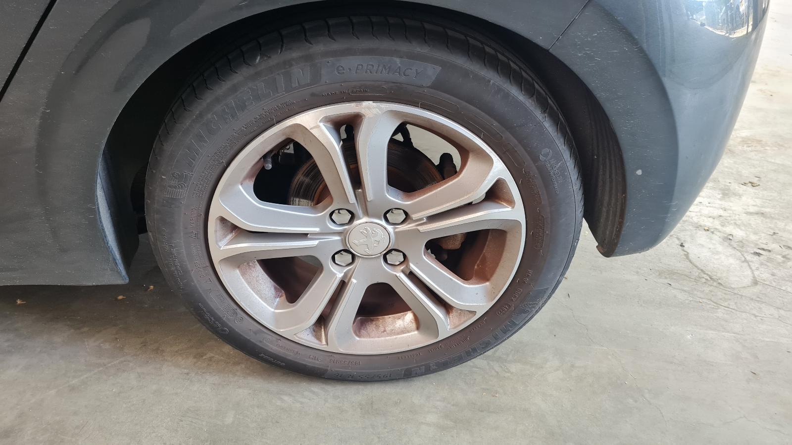 PEUGEOT 208 BERLINE 5 DRS