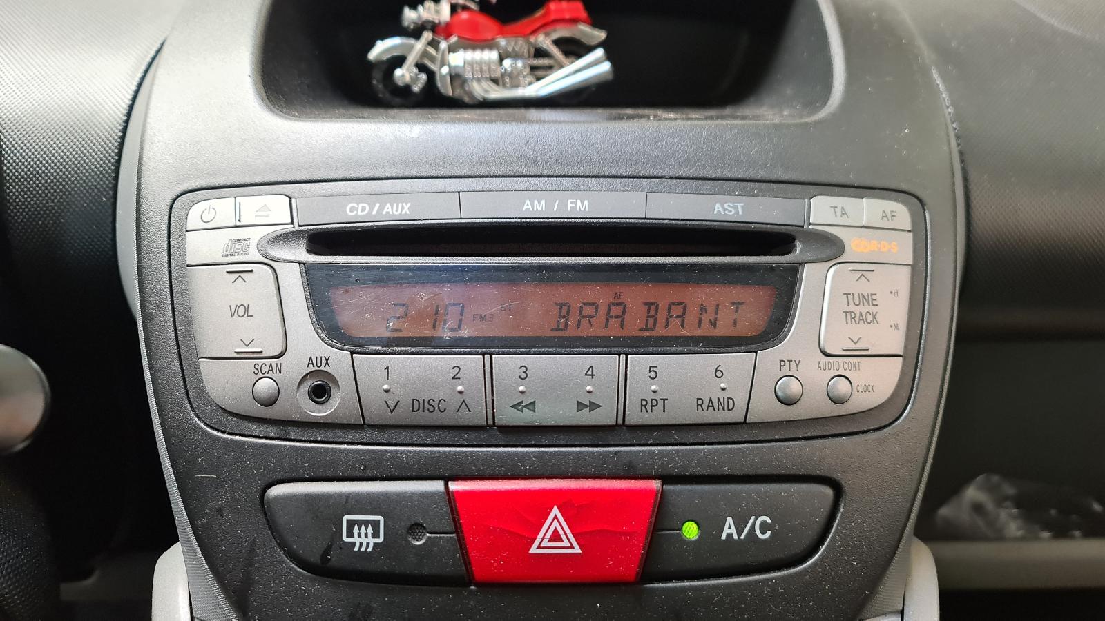 PEUGEOT 107 5drs sedan