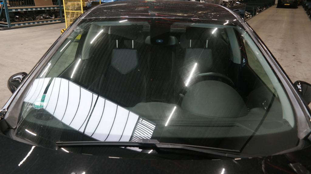 PEUGEOT 308 5 DRS SEDAN