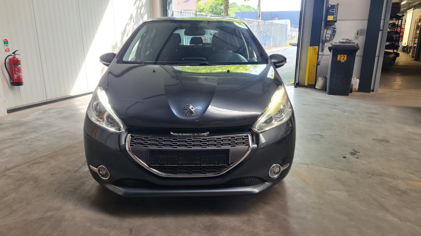 PEUGEOT 208 BERLINE 5 DRS
