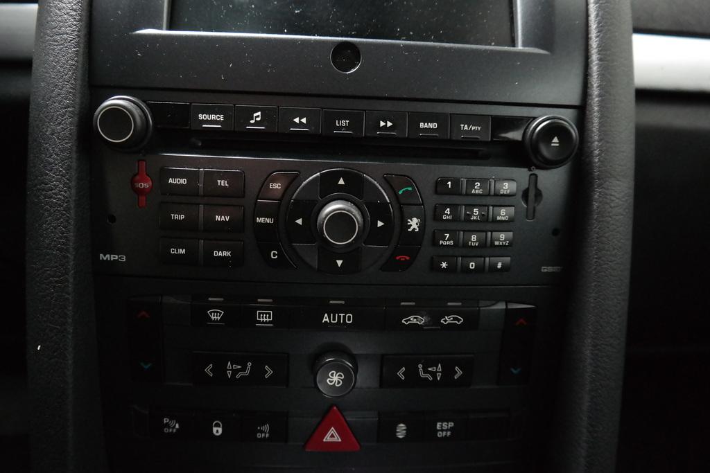 PEUGEOT 407 COUPE