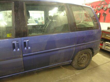PEUGEOT 806 STDT 2.1