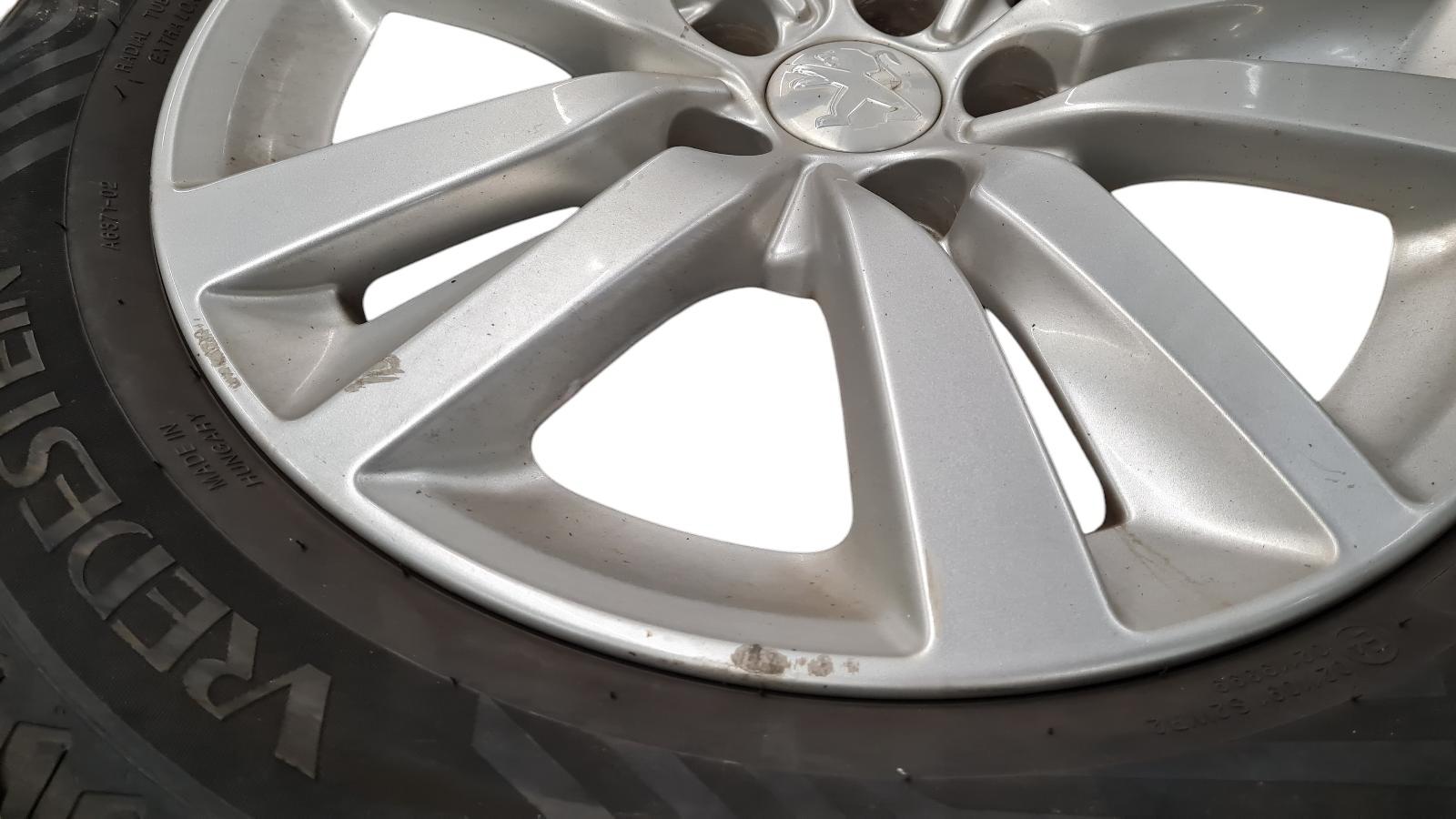 4XSETPRIJS ALU VELGEN A2 MET RONDOM STOEPRAND SCHADE 96779895TW 7.0 J16 CH5-44 ALU SHADOW - A048 HTW - GRIS ECLAT CLIQUER MET BANDEN VREDESTEIN QUATRAC 5 205/55 R16 91V