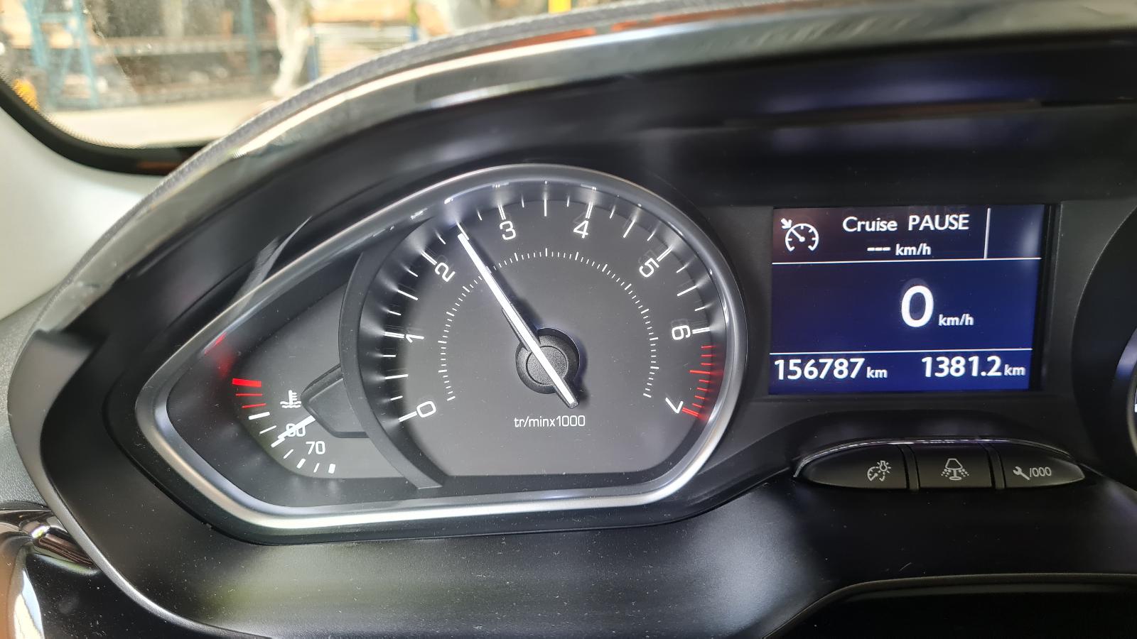 PEUGEOT 208 BERLINE 5 DRS